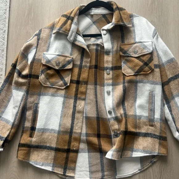 Multi Color Shacket - Picture 2 of 3